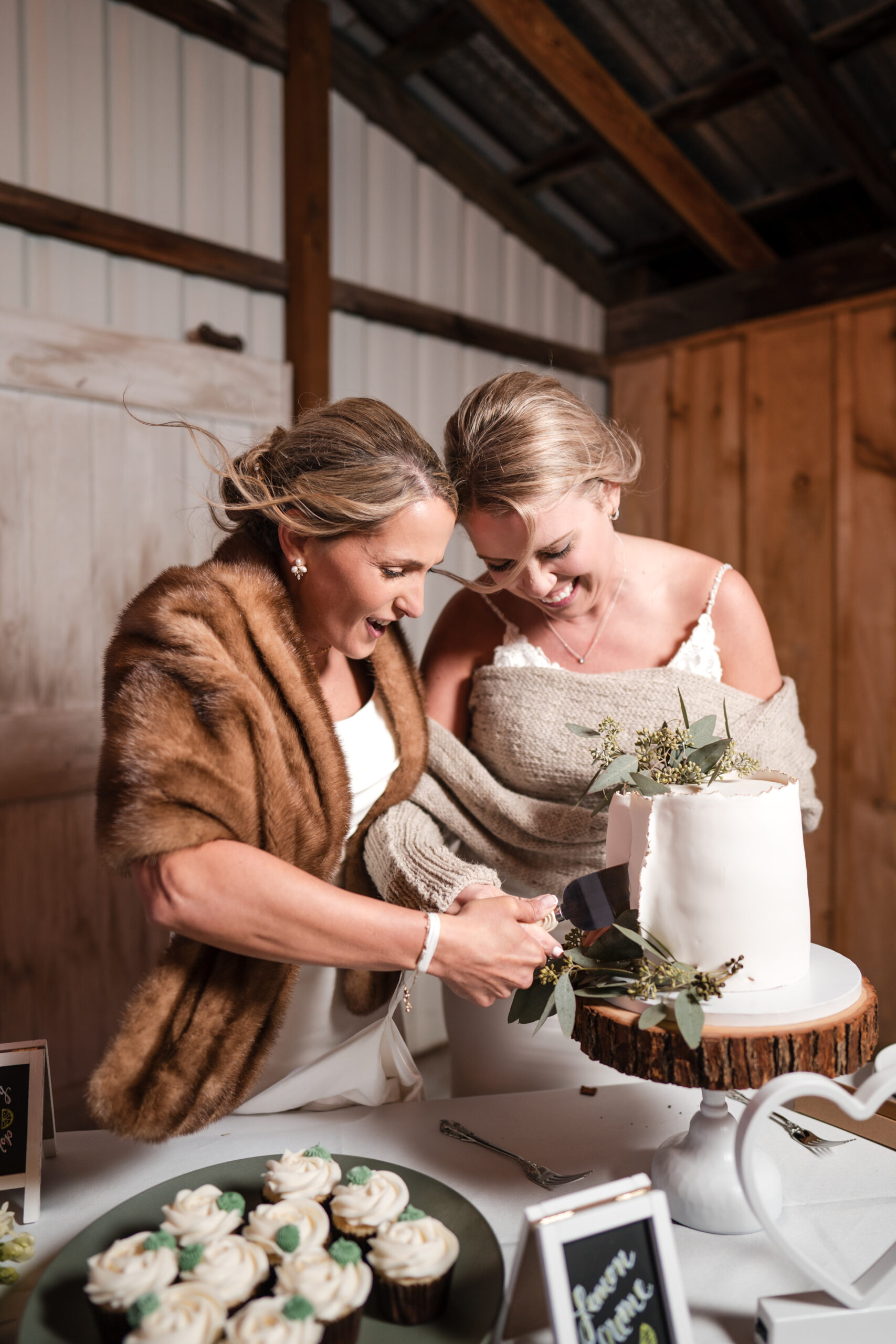 An Aspen Meadows wedding, Oregon - Annelise Page Photography, Walla Walla Wedding Photographer